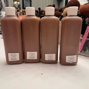 Bundle of Estée Lauder Foundation